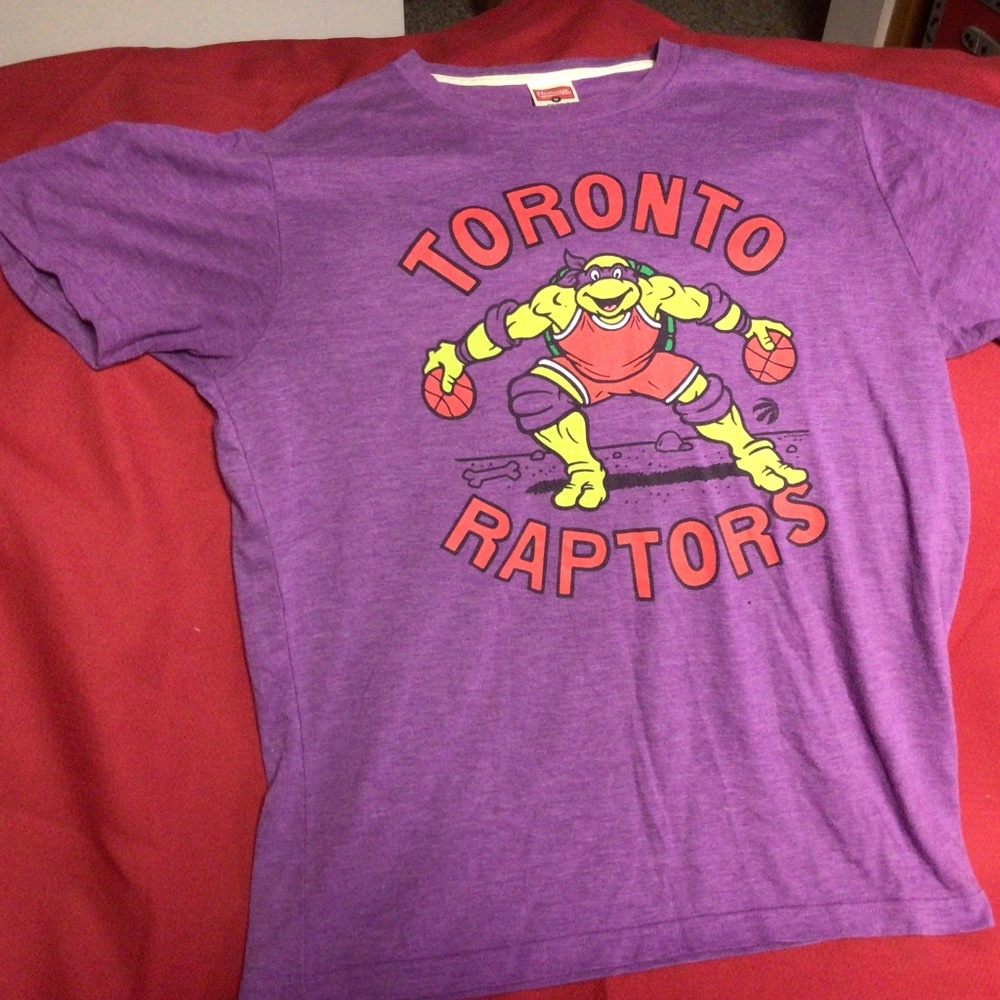 Vintage TORONTO RAPTORS tshirt